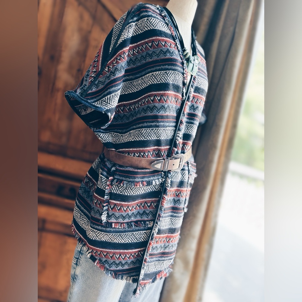 Sam Edelman Aztec Print Poncho Fringe Pockets Faux Leather Trim NWT L